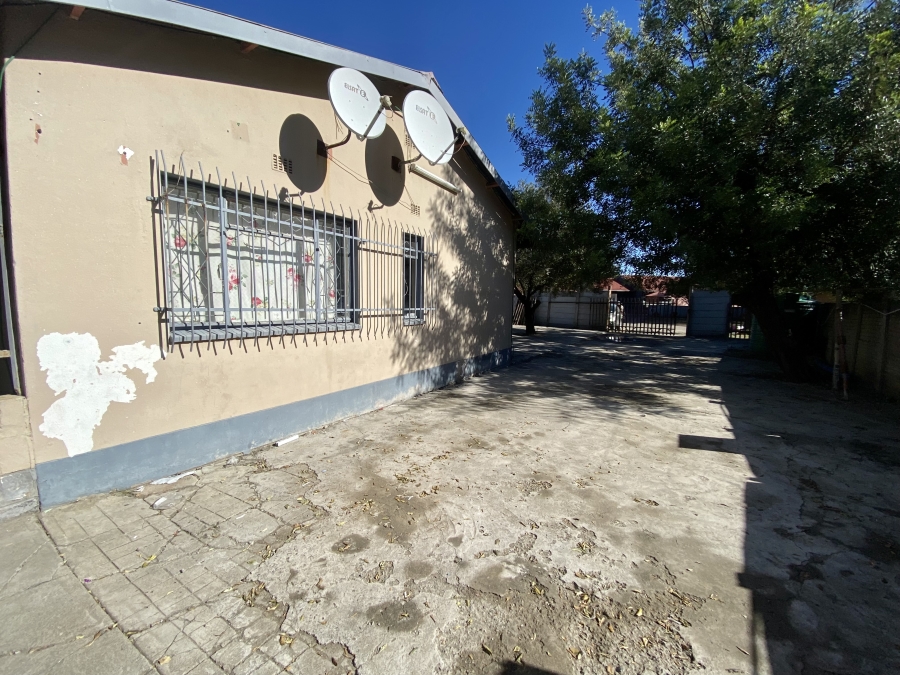 3 Bedroom Property for Sale in Oos Einde North West